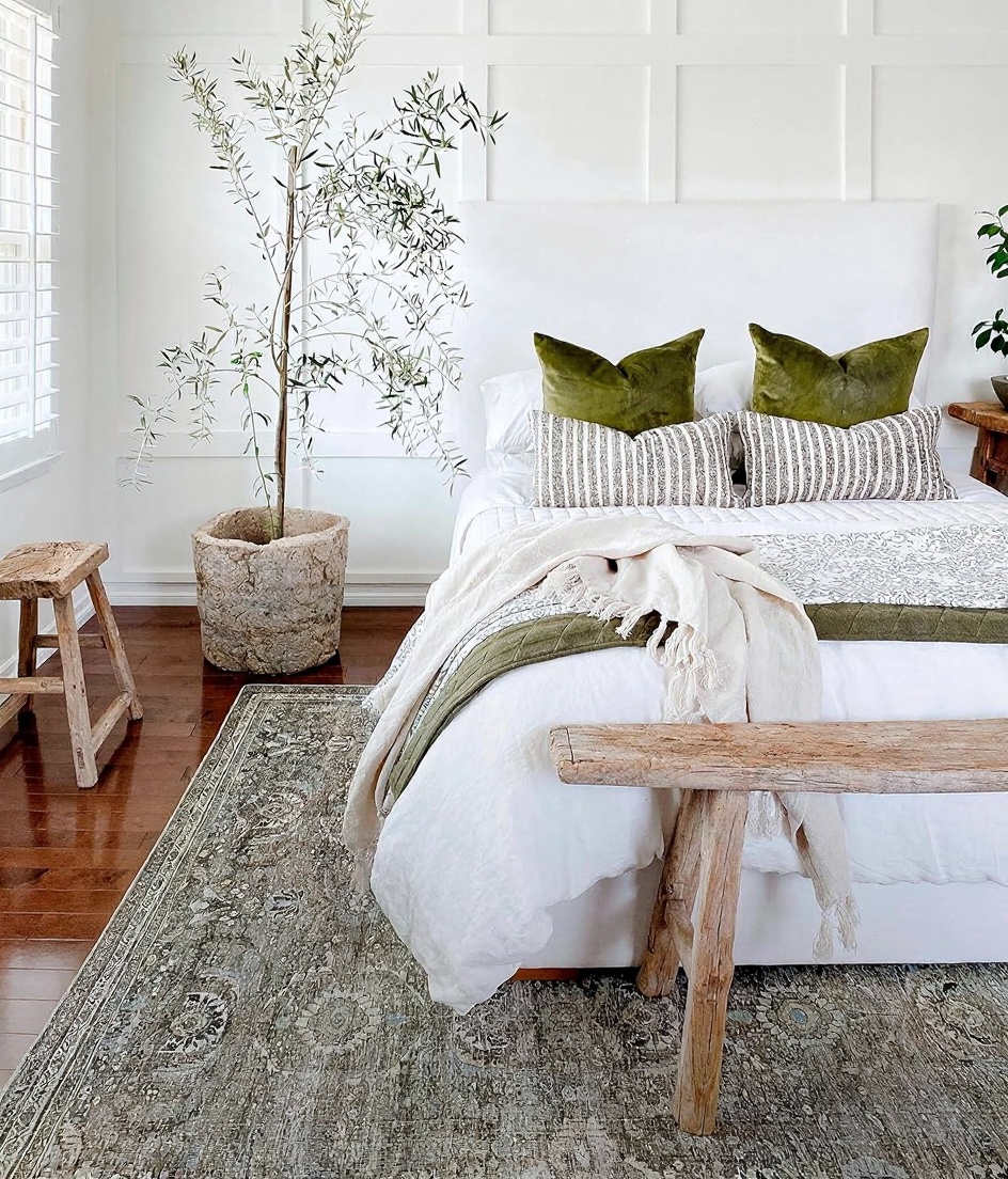 Vintage Distressed Living Room Rug